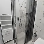 Darla's - 2 Bedroom In Durrës