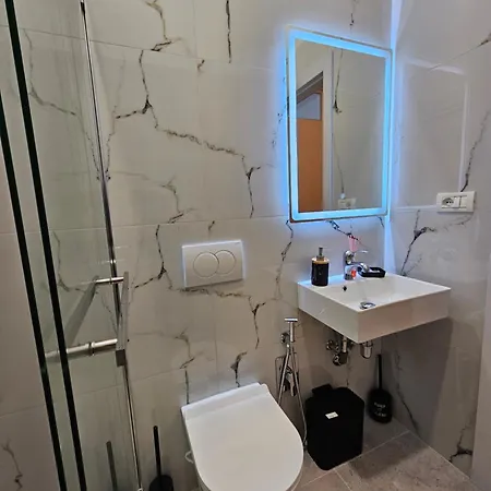 Darla's - 2 Bedroom In Apartman