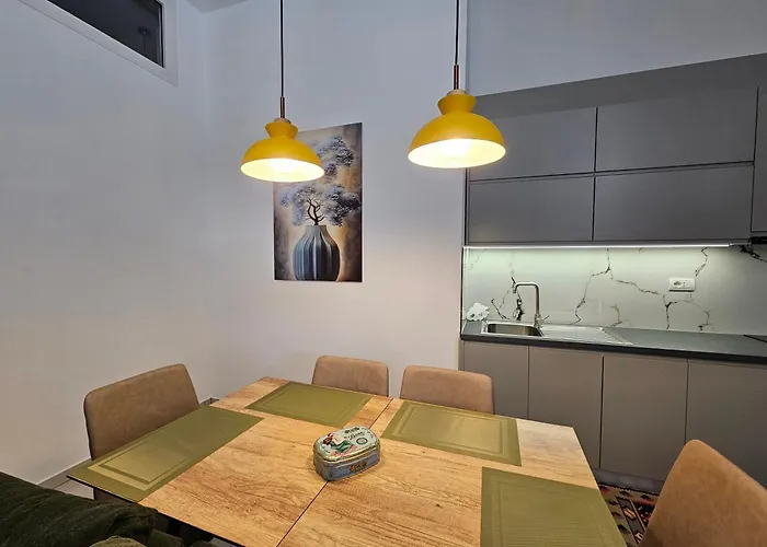 Darla's - 2 Bedroom In *