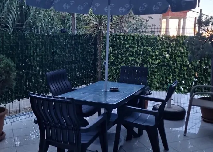 Darla's - 2 Bedroom In