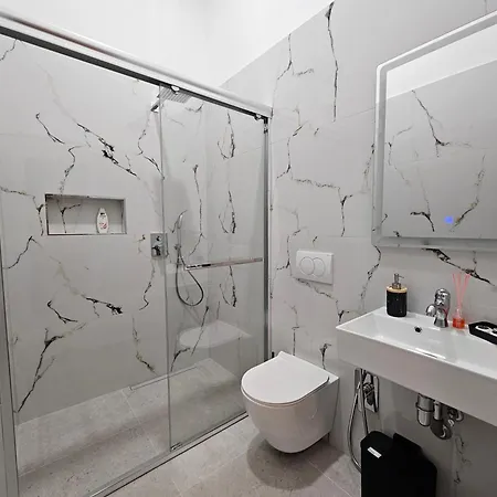 Darla's - 2 Bedroom In