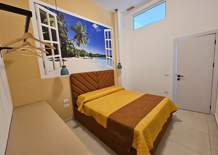 Darla's - 2 Bedroom In * Durrës