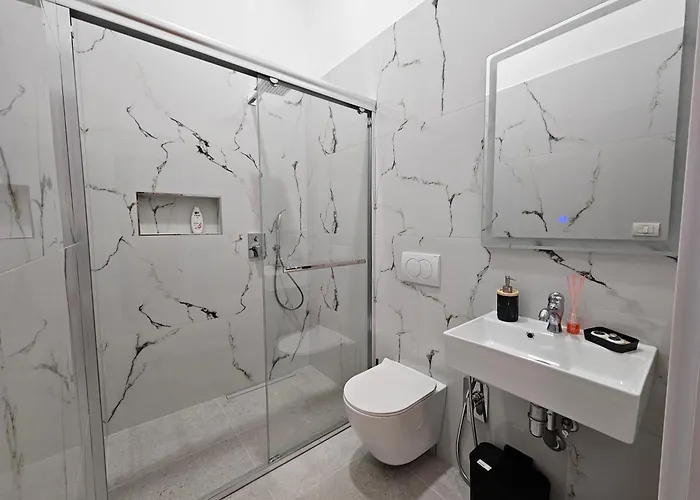 Darla's - 2 Bedroom In